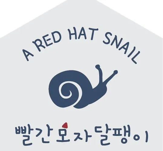 Red Hat Snail